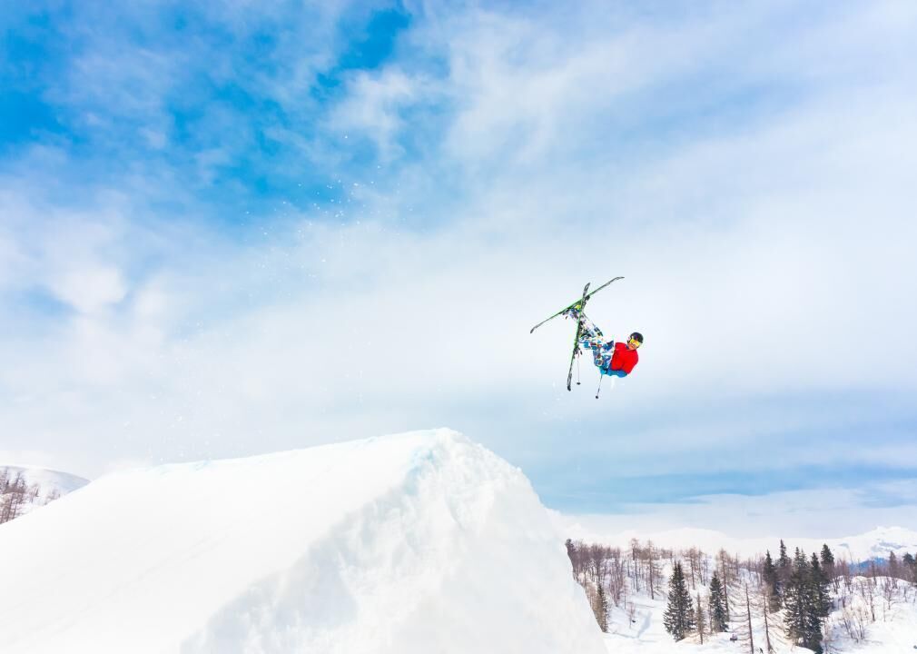 Freestyle skiing